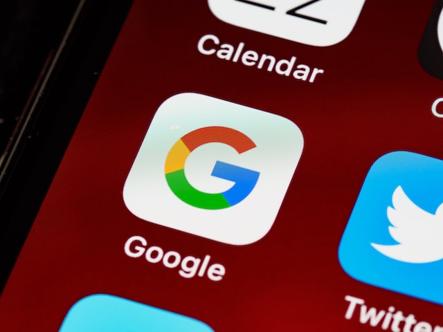 google app icon on the phone